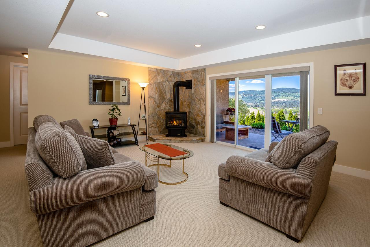 Adela'S Bed And Breakfast West Kelowna Buitenkant foto