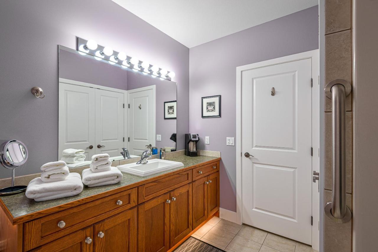 Adela'S Bed And Breakfast West Kelowna Buitenkant foto